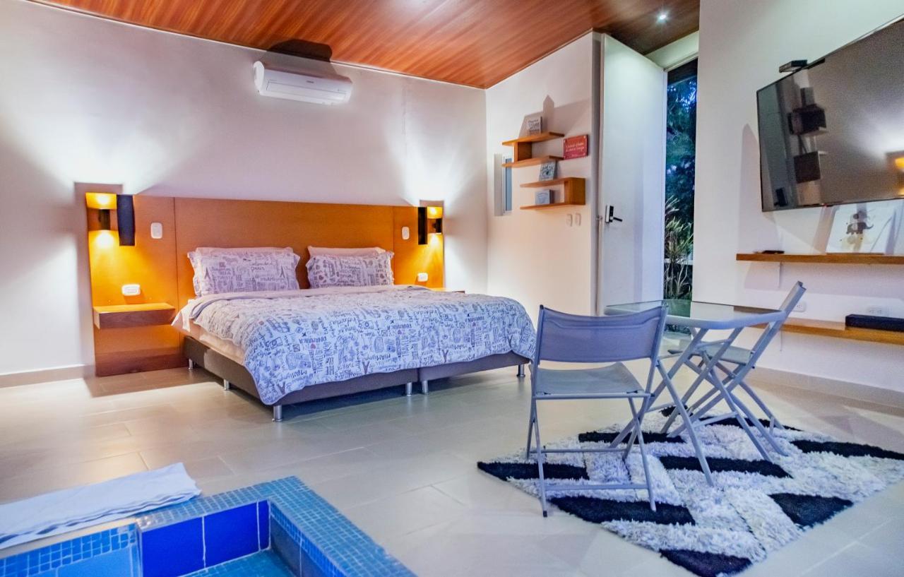 Sunset Palm Lodge Сан-Хиль Экстерьер фото