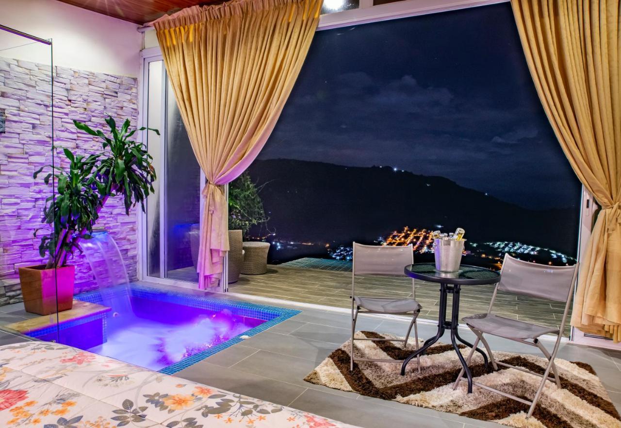 Sunset Palm Lodge Сан-Хиль Экстерьер фото