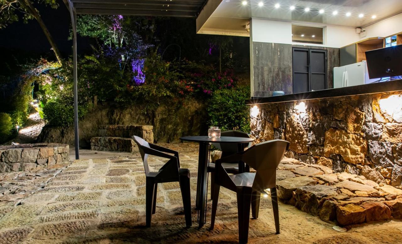 Sunset Palm Lodge Сан-Хиль Экстерьер фото